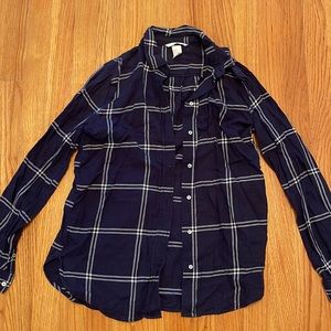H&M Blue and White Checkered Striped Patterned Button Up Long Sleeve Dress Shirt